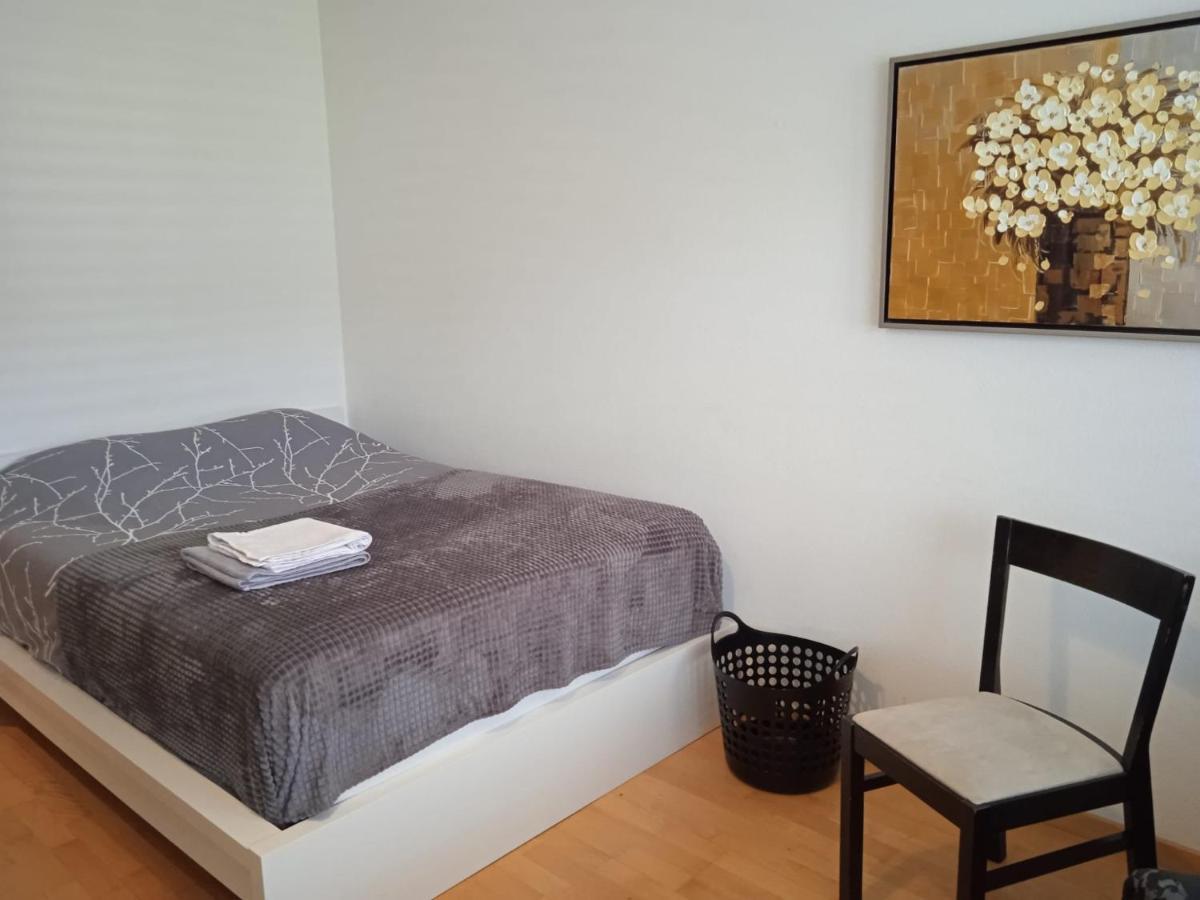Studio Flat In The Heart Of Zug, Ideal For Solo Travellers Apartment Exterior photo